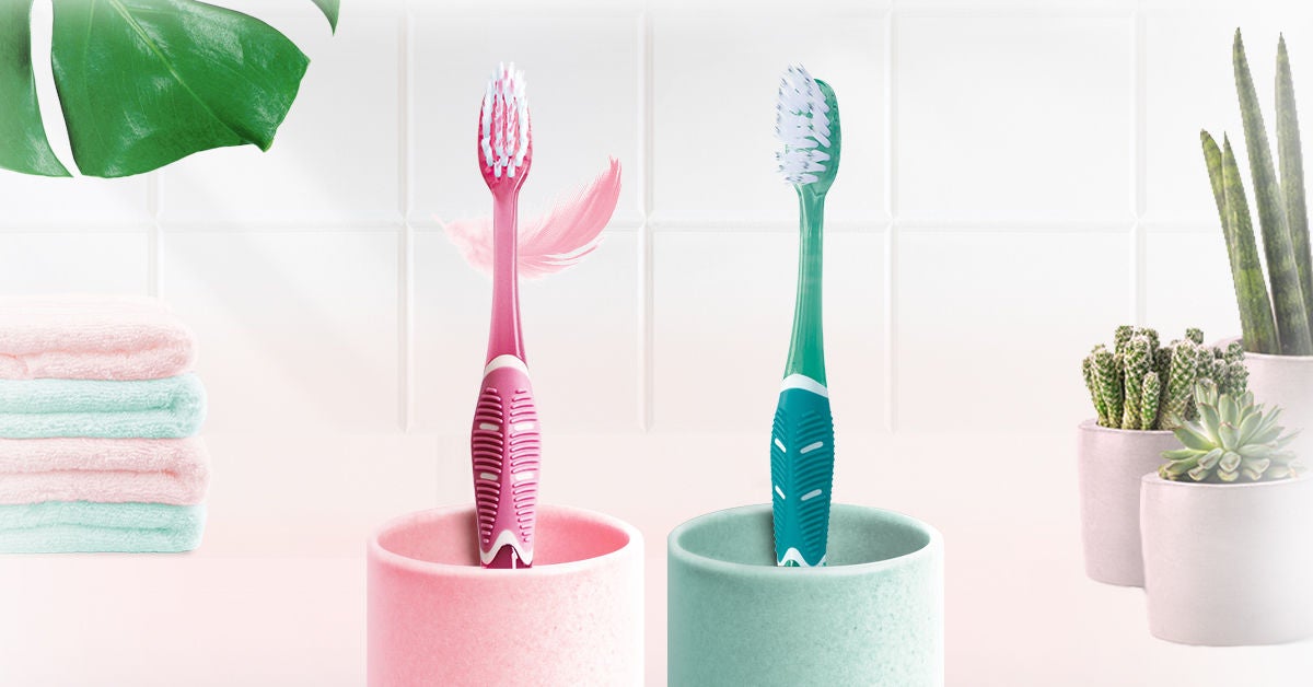 Brosses à dents GUM® PRO SENSITIVE et GUM PRO