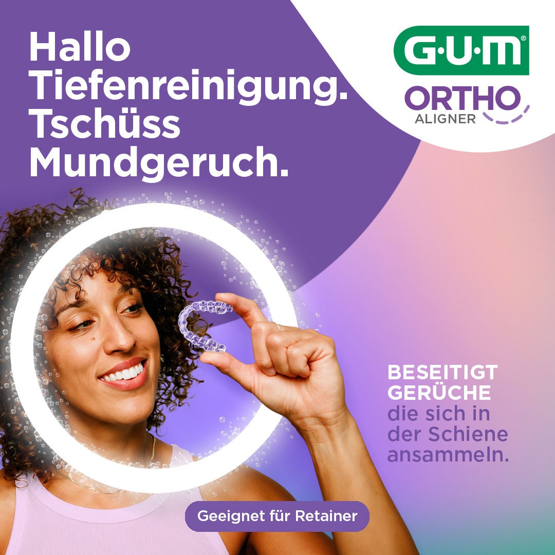GUM ORTHO Aligner und lächelnde Frau mit Aligner in der Hand
