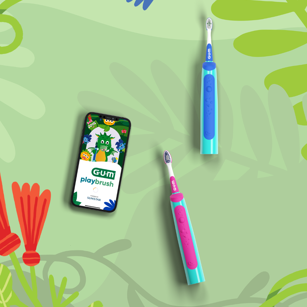 playbrush-assets-toothbrushes-and-phone-on-green-background