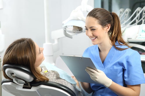 Afteuze stomatitis: feiten, statistieken en nieuw onderzoek voor tandheelkundige professionals