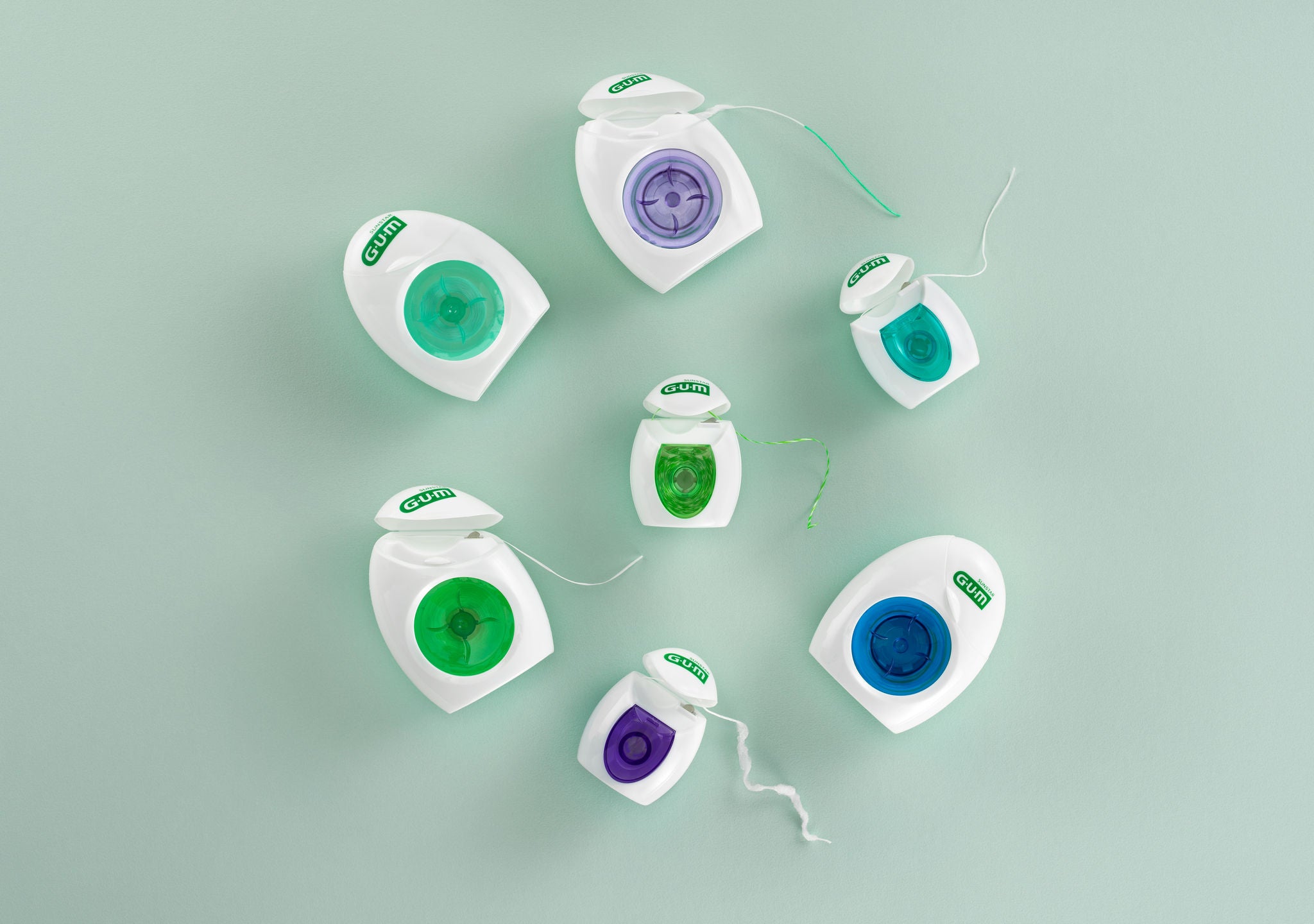 GUM® flosses 